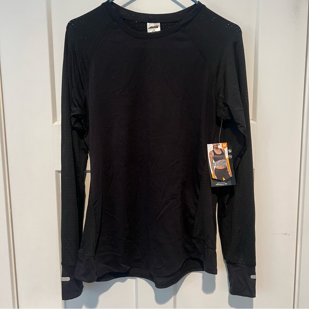 NWT Black Long Sleeve Athletic Top - Women’s M